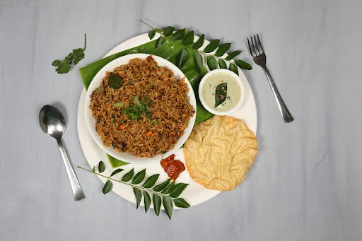Puliyodhari Rice