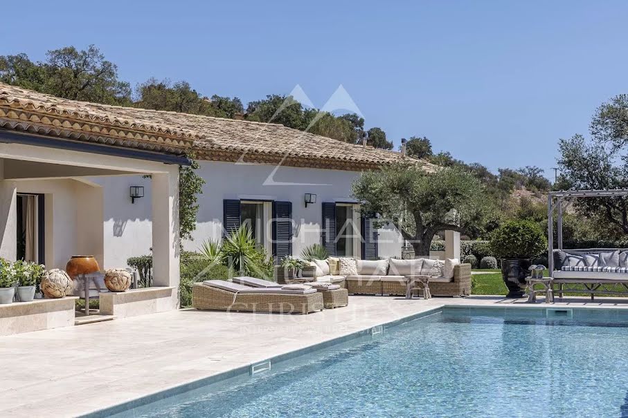 Vente villa 7 pièces 250 m² à Saint-Tropez (83990), 2 995 000 €