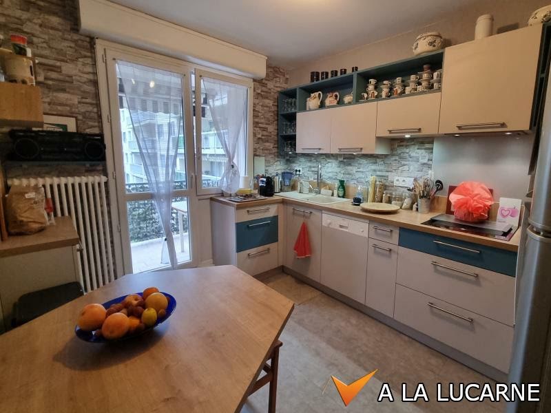 Vente appartement 4 pièces 94 m² à Meyzieu (69330), 290 000 €