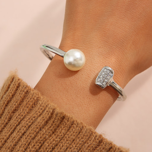 Title 5, Womens Fashion Personality Stylish Retro Minim...