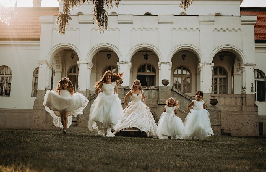 Kāzu fotogrāfs Milos Gavrilovic (milosweddings1). Fotogrāfija: 24. jūnijs 2019