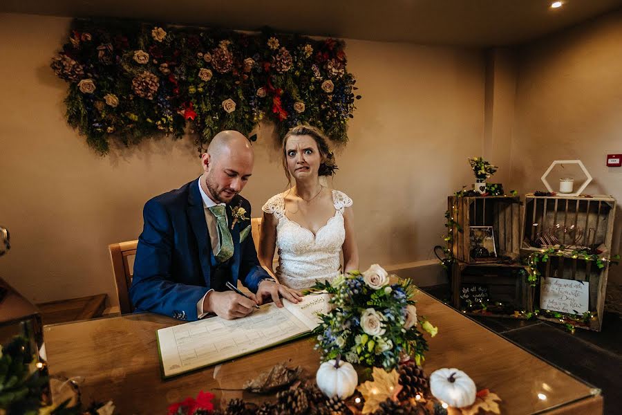 Wedding photographer Deborâh Stott (stottweddings). Photo of 2 July 2019