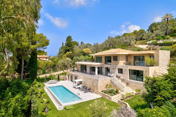 villa à Mougins (06)