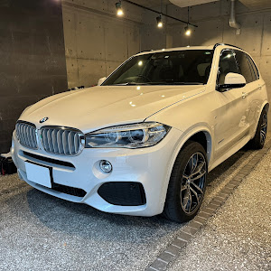 X5 xDrive 50i