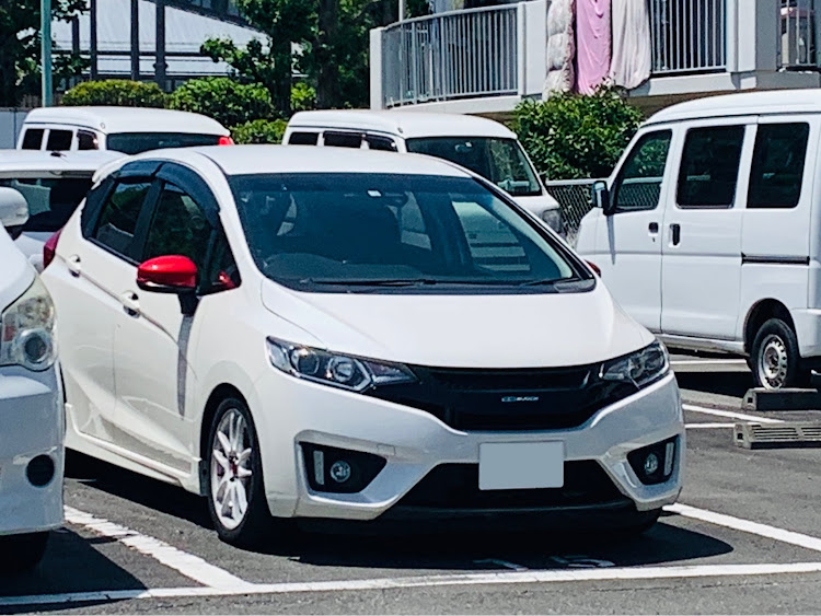 フィットのいつもイイネ&コメントありがとうございます🙇‍♂️・コラボお誘いお待ちしておりますに関するカスタム事例の投稿画像1枚目