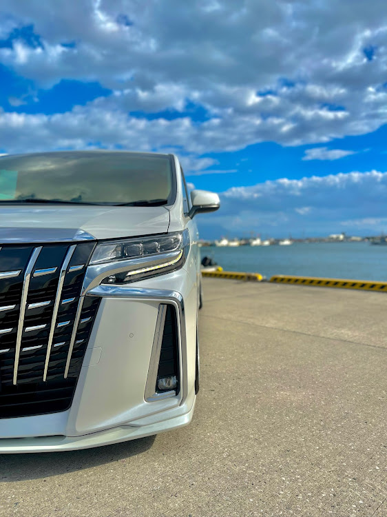 アルファードのBBS LM-R・山陰・カメ活ドライブ・エアサスじゃないからモテないらしいに関するカスタム事例の投稿画像4枚目