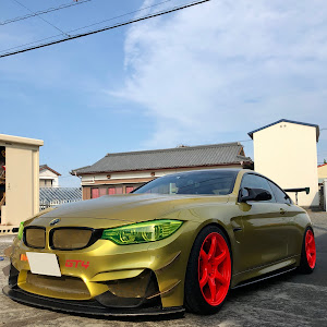 M4 クーペ