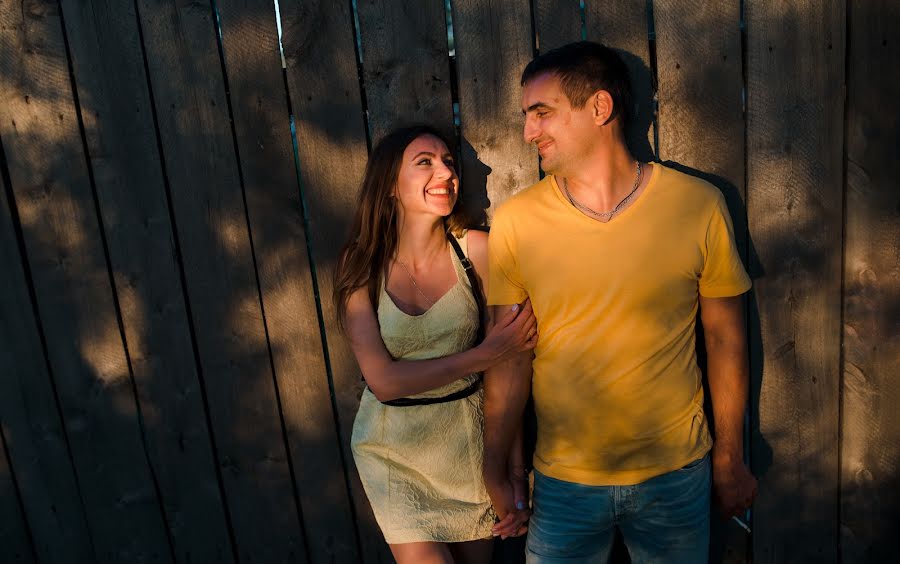 Wedding photographer Vladimir Vershinin (fatlens). Photo of 9 June 2016