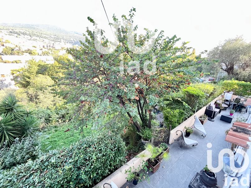 Vente duplex 5 pièces 138 m² à Grasse (06130), 450 000 €