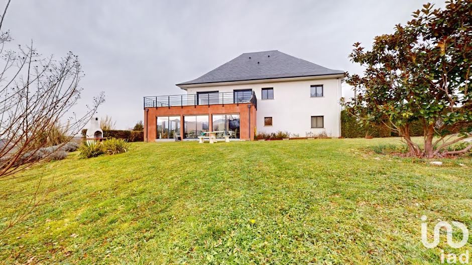Vente maison 10 pièces 350 m² à Bagnères-de-Bigorre (65200), 680 000 €