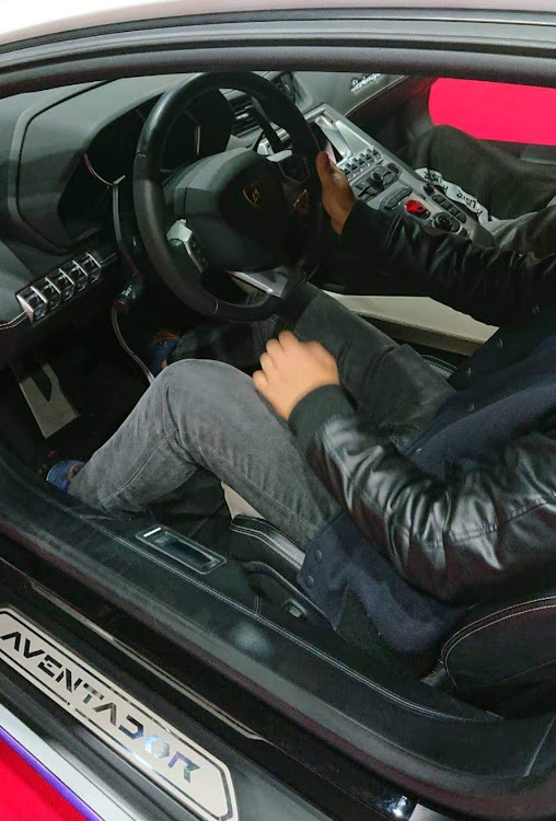 TTのステアリング・stay home・自粛生活・ドライブ・過去に関するカスタム事例の投稿画像9枚目