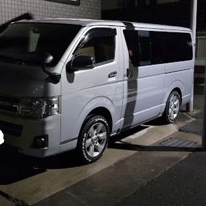 ハイエースバン KDH206V