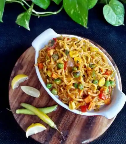 Vegetable Maggi - Plain