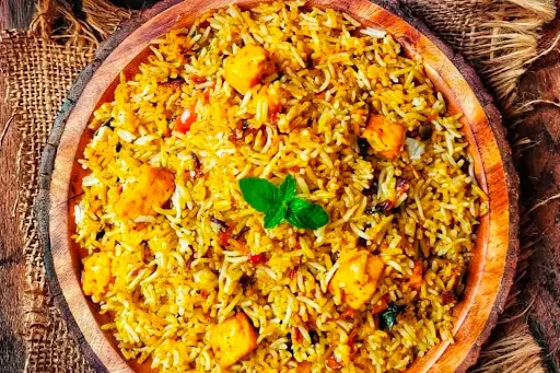 Lucknawi Paneer Biryani