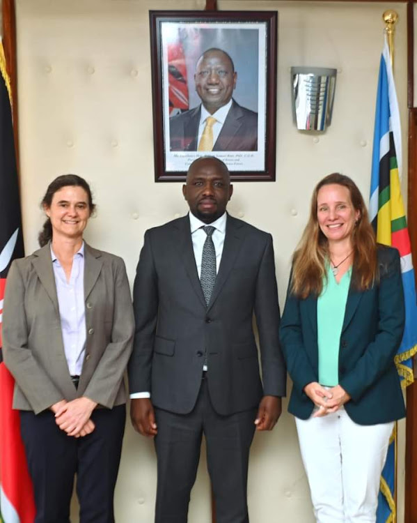 Transport CS Kipchumba Murkomen with World Bank representatives at his office on Monday, November 14, 2022. Photo/Handout.