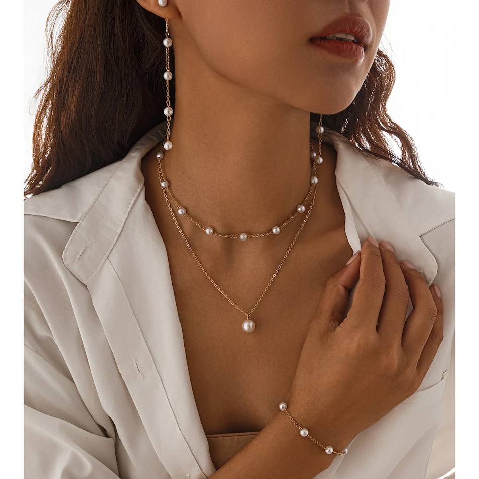Mode parel kruisketting pak ketting Stijlvolle ketting voor diverse outfits. Perfect voor formele en informele gelegenheden, voegt elegantie toe.