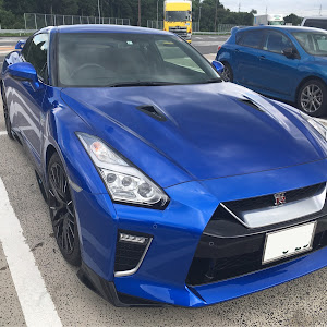 NISSAN GT-R R35