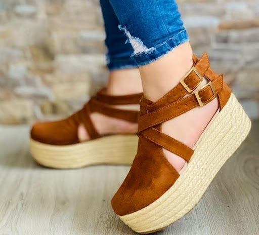 Title 6, Womens Wedge Heel Low Top Shoes with a Round T...