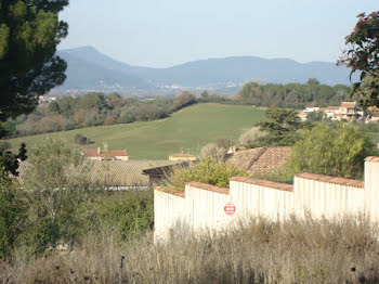 terrain à La Crau (83)