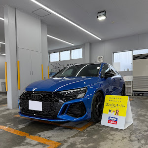 RS3 セダン GY型