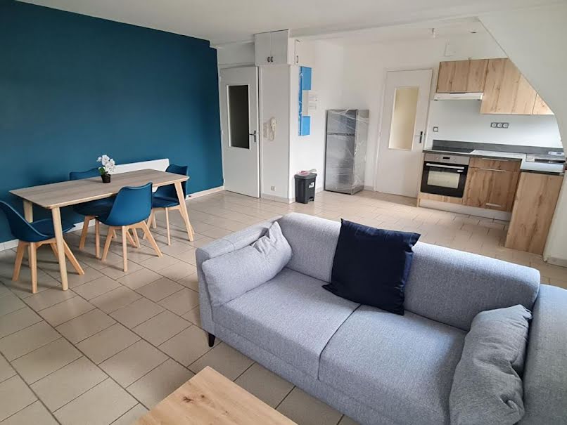 Location meublée appartement 2 pièces 46 m² à Tourcoing (59200), 700 €