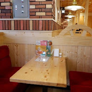客美多咖啡 Komeda‘s Coffee