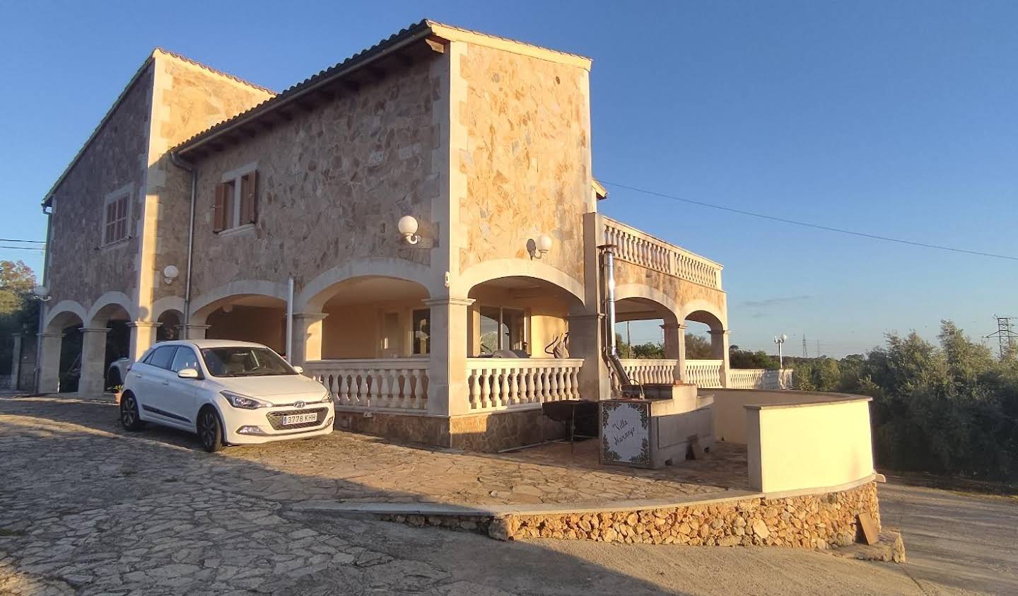 Villa with pool and terrace Marratxí