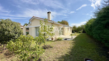 maison à Saint-Médard-en-Jalles (33)