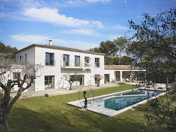 villa à Mougins (06)