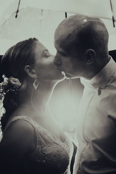 Fotógrafo de casamento Patrik Molčan (patrikmolcan). Foto de 2 de setembro 2023