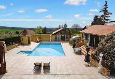 Property with pool 5