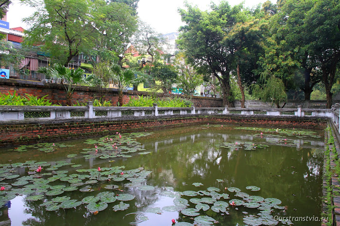 Temple of Literature, Văn Miếu