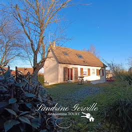 maison à Janville-en-Beauce (28)