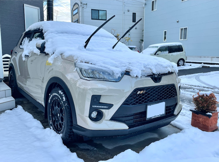 ライズの大雪警報・思ったより積もらなくて良かった・昼間は気温も上がってとけました・助かった・ライズ　A200に関するカスタム事例の投稿画像1枚目