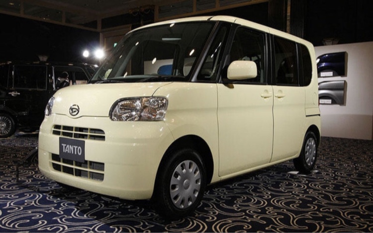 スバリスト(社会人🔰ステラ乗り)さんが投稿したダイハツタント・ダイハツ タントカスタム・歴代タントに関するカスタム事例の投稿画像2枚目