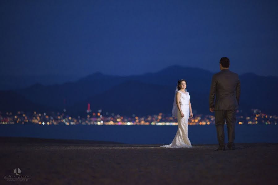 Fotografo di matrimoni Julien Leveau (leveau). Foto del 26 aprile 2016