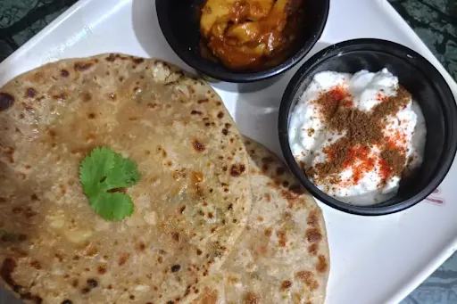 1 Gobi Paratha With Pickle