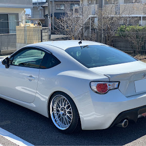 86