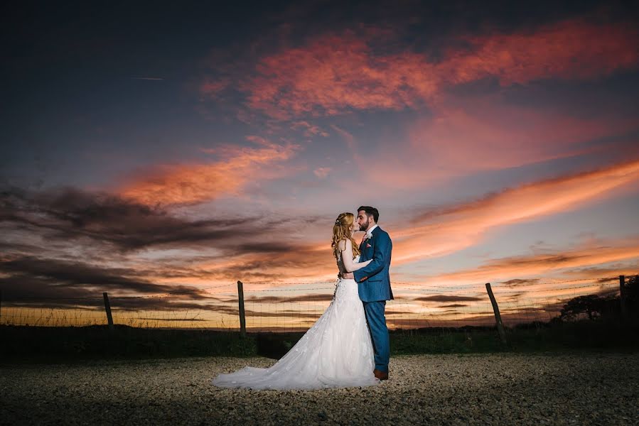 Fotografo di matrimoni Chris Milner (chrismilner). Foto del 2 luglio 2019