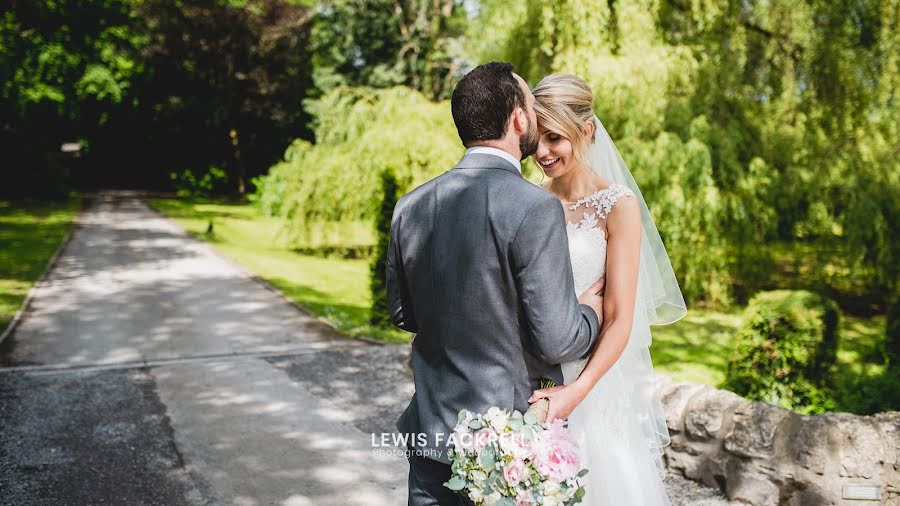 Wedding photographer Lewis Fackrell (lewisfphoto). Photo of 1 April 2020