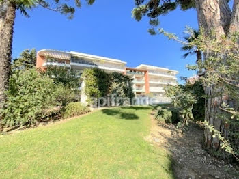 appartement à Cannes la bocca (06)