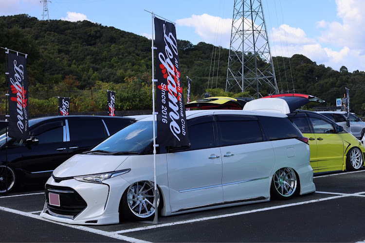エスティマのたまご会2023・リメイク・JUNCTION PRODUCE・AVANZARE・Leg絆ameに関するカスタム事例の投稿画像4枚目