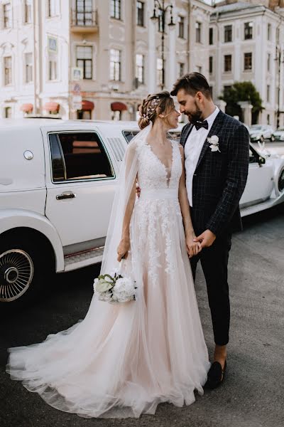 Fotógrafo de casamento Asya Mamina (asyamamina). Foto de 4 de outubro 2019