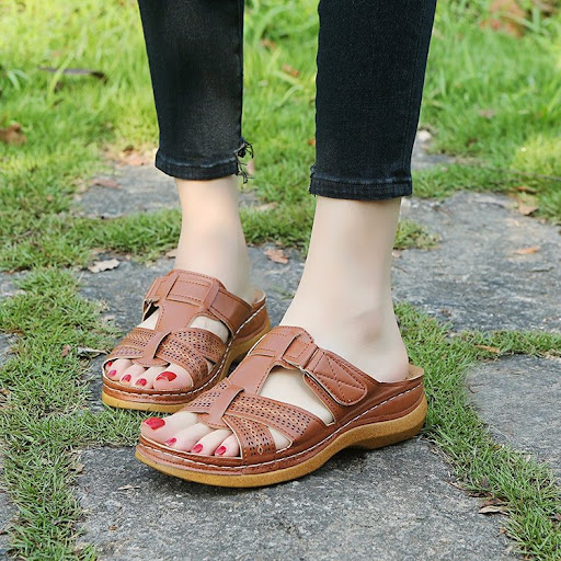 Title 10, New Solid Color Platform Cross Towing Ladies Sh...