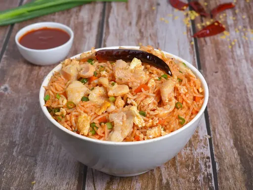 Chipili Schezwan Chicken Fried Rice