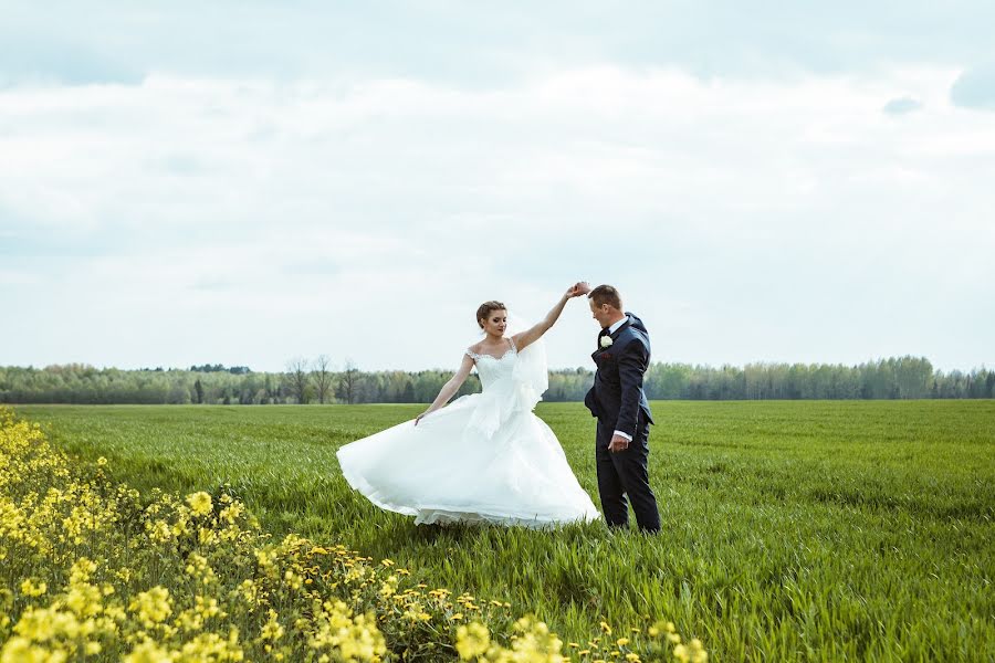 Wedding photographer Onė Mikulskytė (ruone). Photo of 22 May 2019