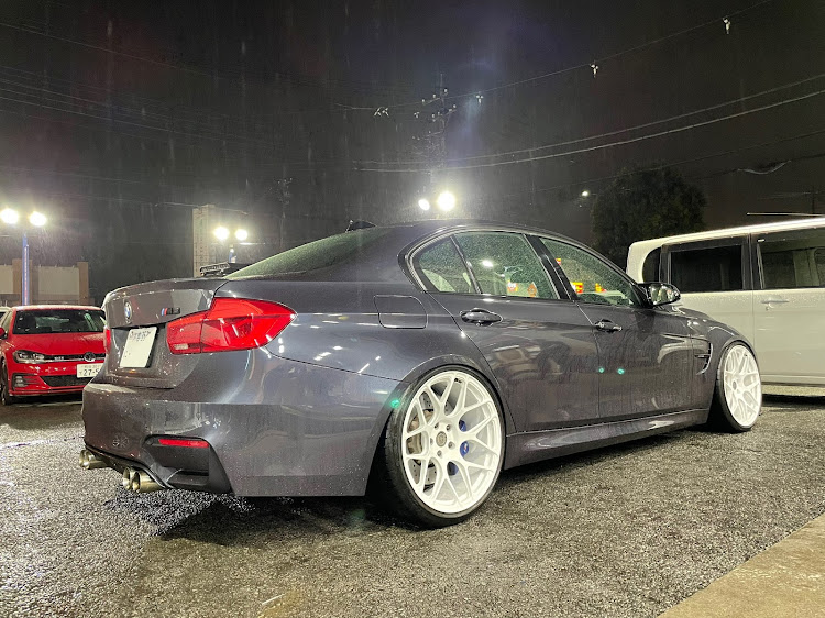 M3 セダンのピックアップされたくない・M3ヤーレ・マカオブルー・金太マカオに着いた・金太守ってに関するカスタム事例の投稿画像2枚目