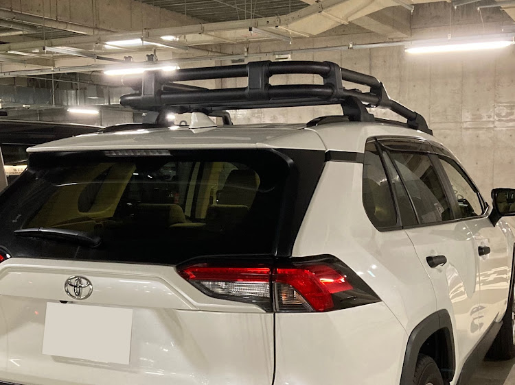 RAV4のTRD風・ルーフラック・ルーフキャリア・要加工・DIYに関するカスタム事例の投稿画像4枚目