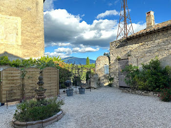 villa à Vaison-la-Romaine (84)