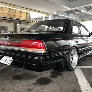 ローレル HC33